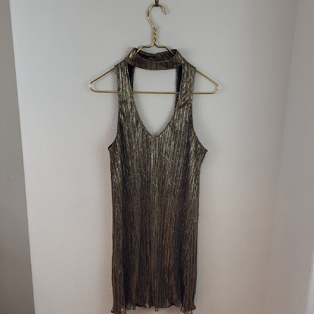 NWT Show Me Your Mumu Women's Friday Choker Dress Good as Gold Pleat Size M - Picture 2 of 10